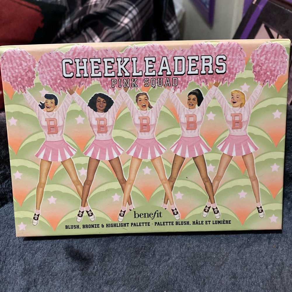 benefit cheekleaders face palette